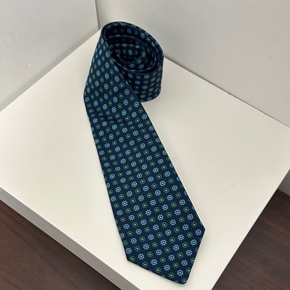 Cacharel Men\'s Navy Geometric Floral Silk Tie - Blue
